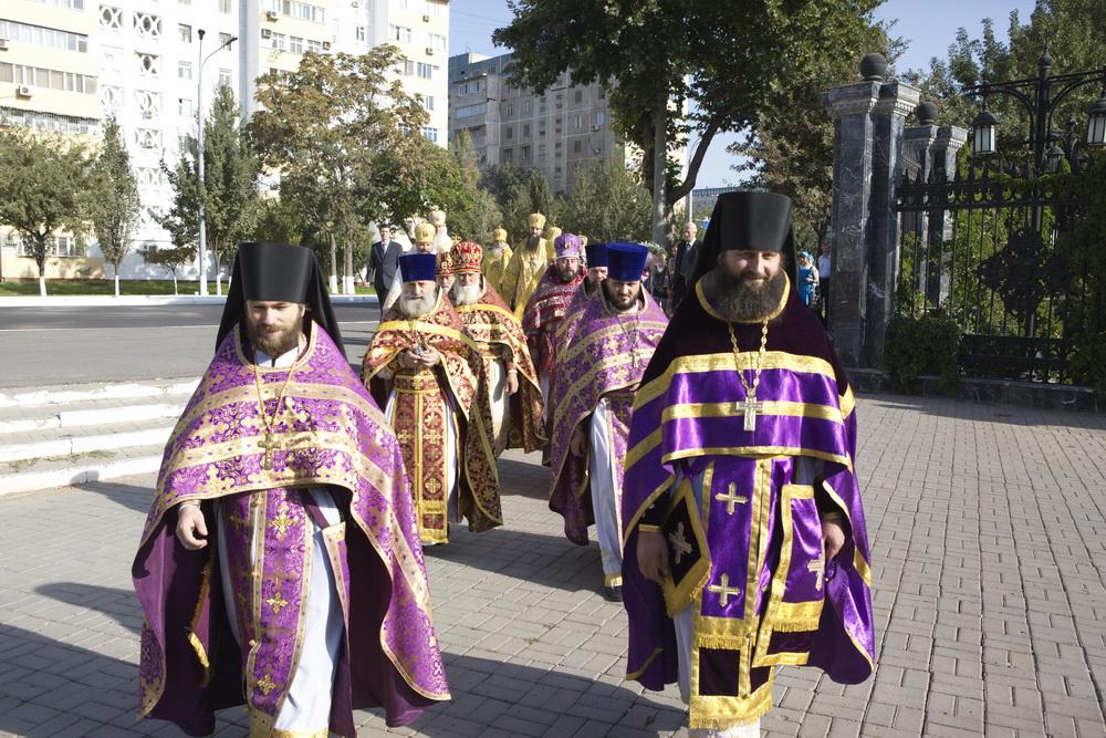 В Ташкентской епархии проходят торжества по случаю 60-летнего юбилея митрополита Викентия