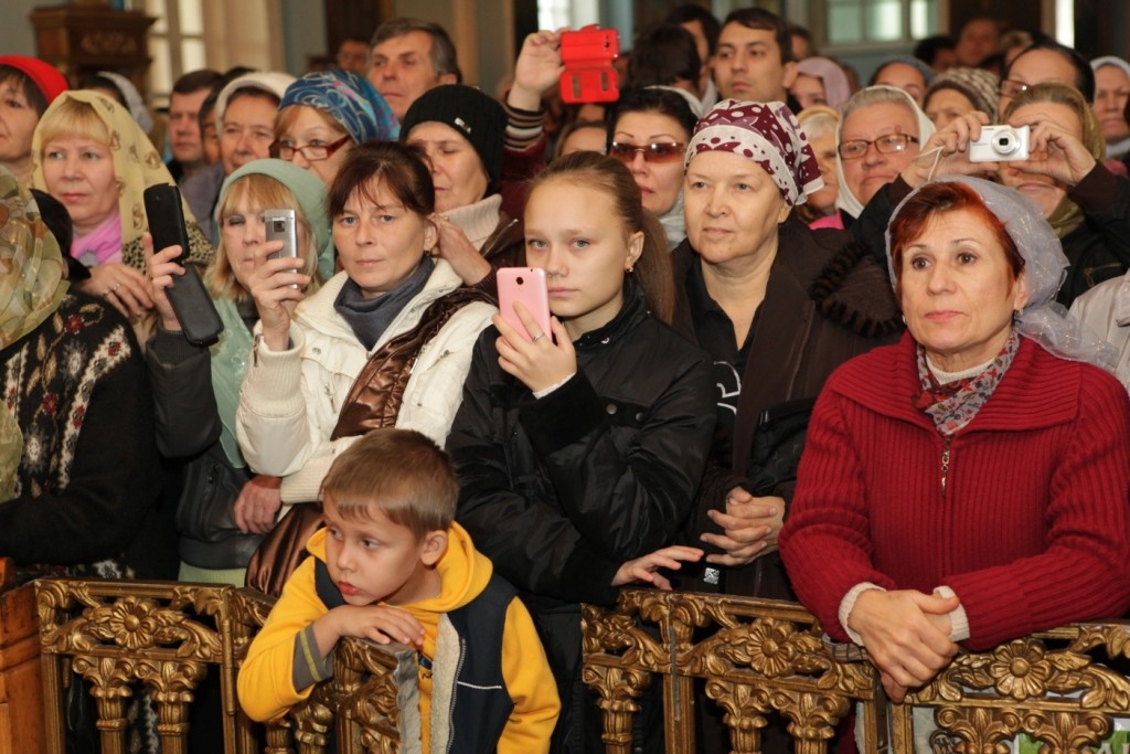 Господь являет нам Свои чудеса, а мы, маловерные, их скрываем – митрополит Викентий