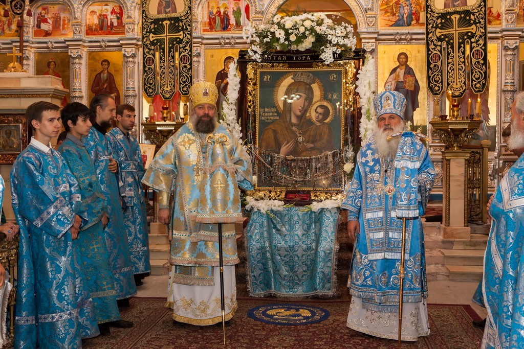 Митрополит Викентий: «Мы всегда должны благодарить Пресвятую Богородицу»