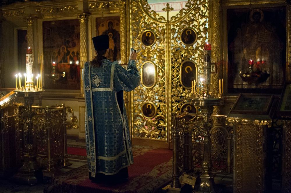 Всенощное бдение в праздник Покрова Пресвятой Владычицы нашей Богородицы и Приснодевы Марии