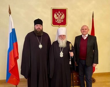 Состоялся визит митрополита Викентия и епископа Даниила в Посольство Российской Федерации