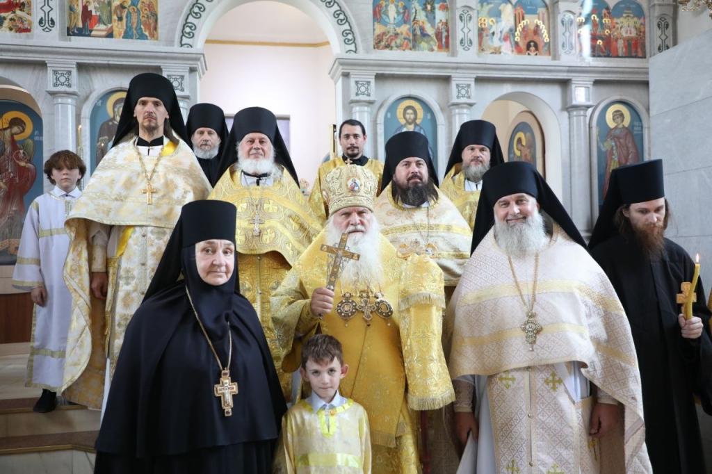 Митрополит Викентий совершил иноческий постриг в мужском монастыре в Чирчике